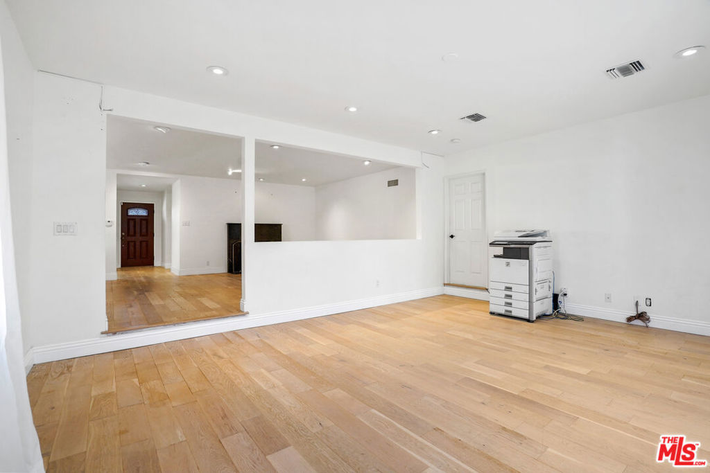 649 Tufts Avenue Property Photo 26