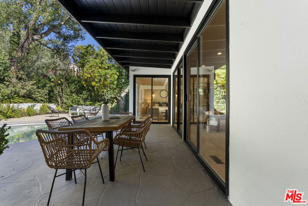 3108 Nichols Canyon Road Property Photo 43