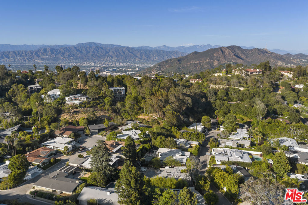 3108 Nichols Canyon Road Property Photo 55