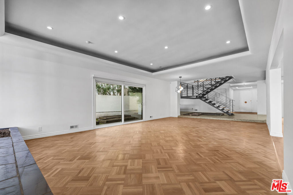 1801 Buckingham Road Property Photo 11