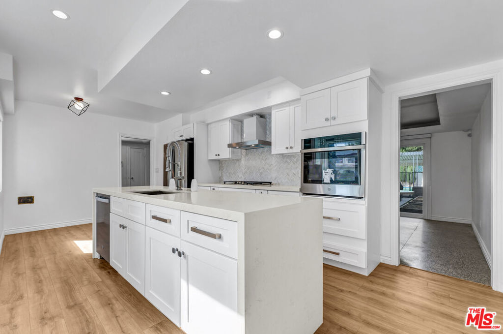 1801 Buckingham Road Property Photo 13