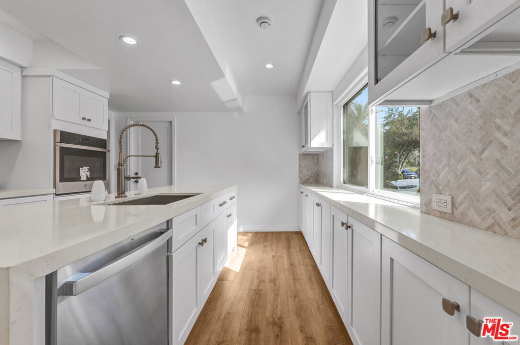 1801 Buckingham Road Property Photo 15