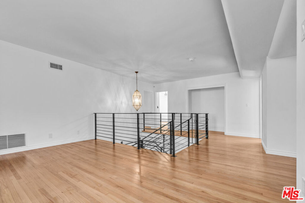 1801 Buckingham Road Property Photo 23