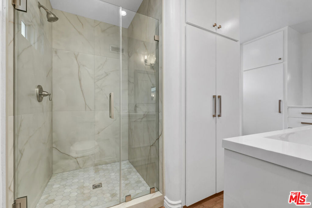 1801 Buckingham Road Property Photo 29