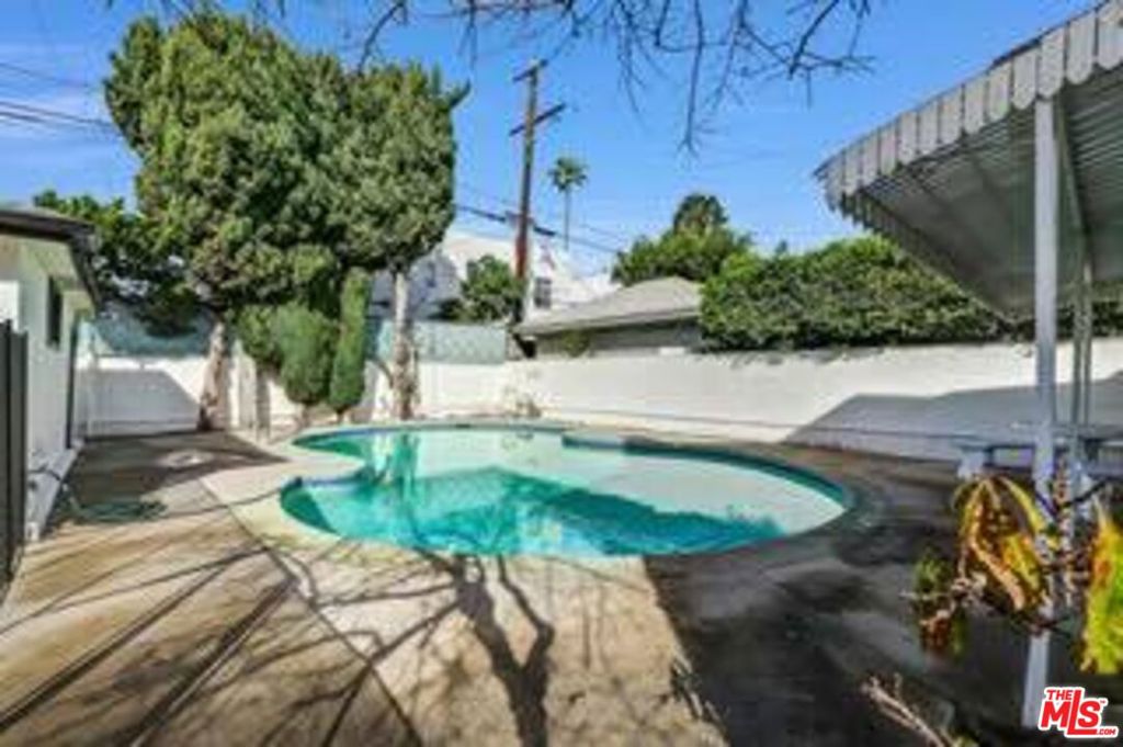 1801 Buckingham Road Property Photo 39