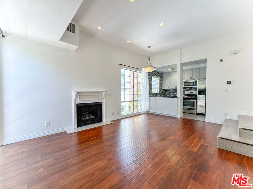 1733 Malcolm Avenue 7 Property Photo 6