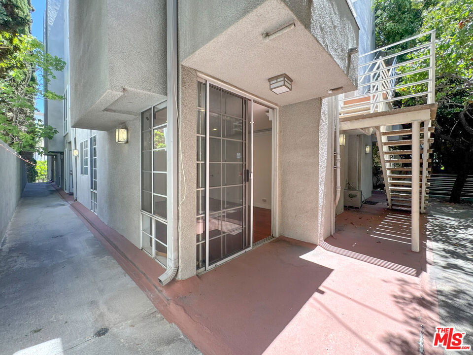 1733 Malcolm Avenue 7 Property Photo 18