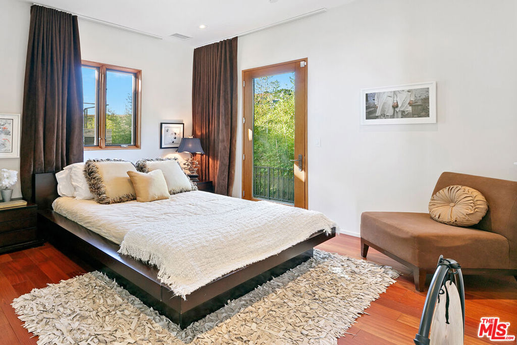 26864407 Property Photo 12