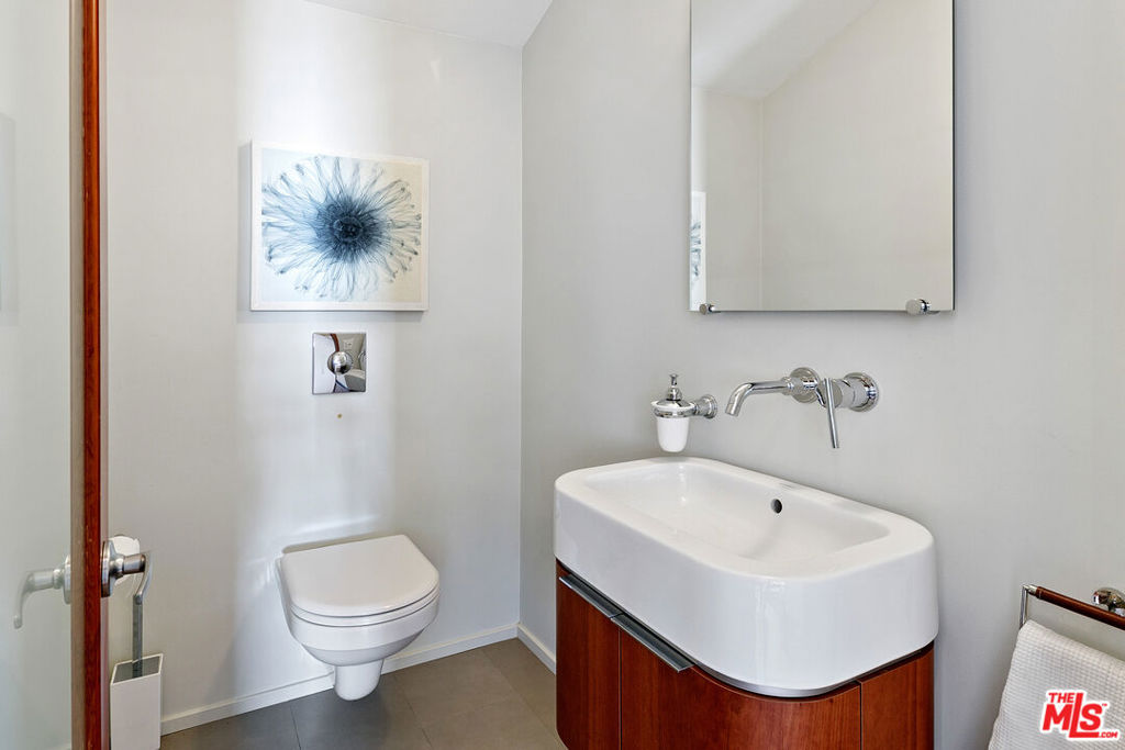 26864407 Property Photo 21