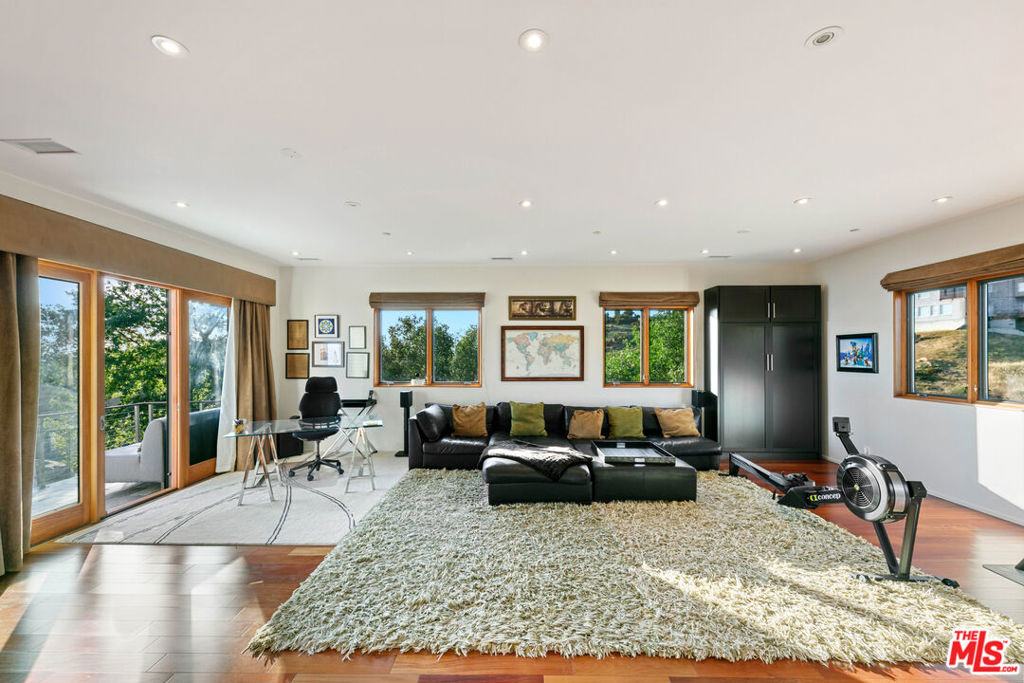 26864407 Property Photo 22