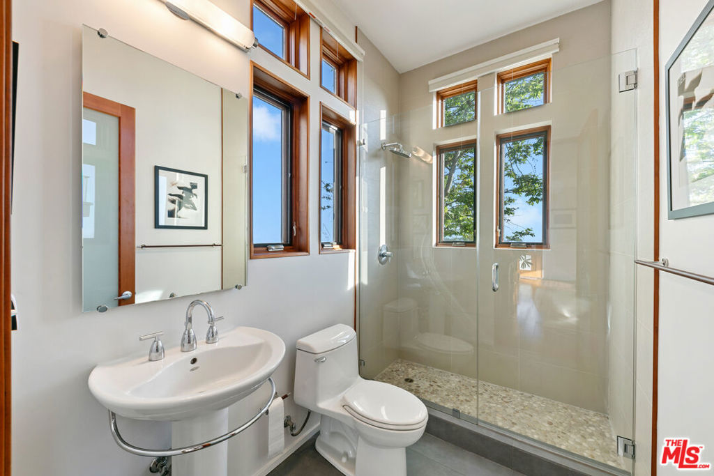 26864407 Property Photo 24