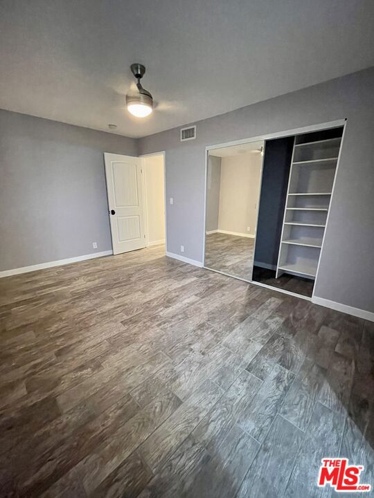 10817 Whipple Street 18 Property Photo 15