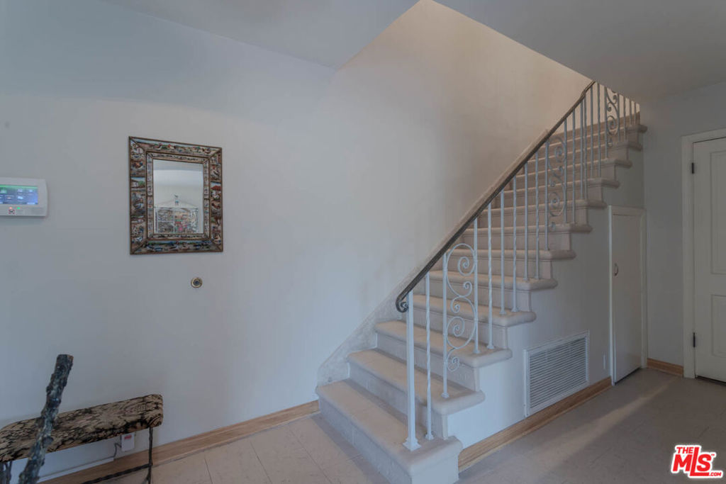 10959 Strathmore Drive Property Photo 20