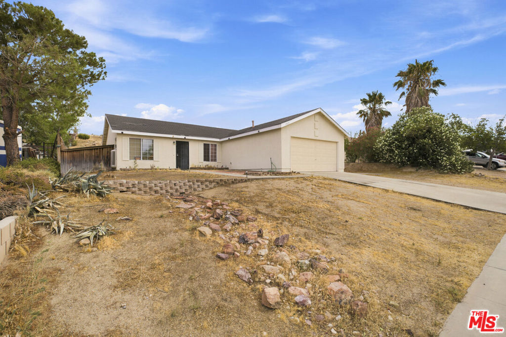 1325 Bradford Avenue Property Photo 2