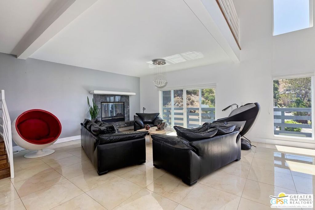 2350 San Marco Drive Property Photo 5