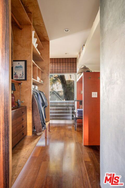 927 Amoroso Property Photo 26