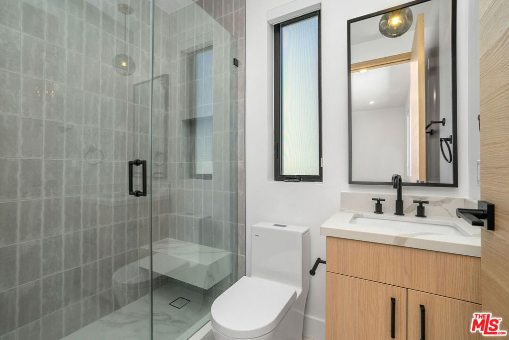 111 N Orlando Avenue Property Photo 15