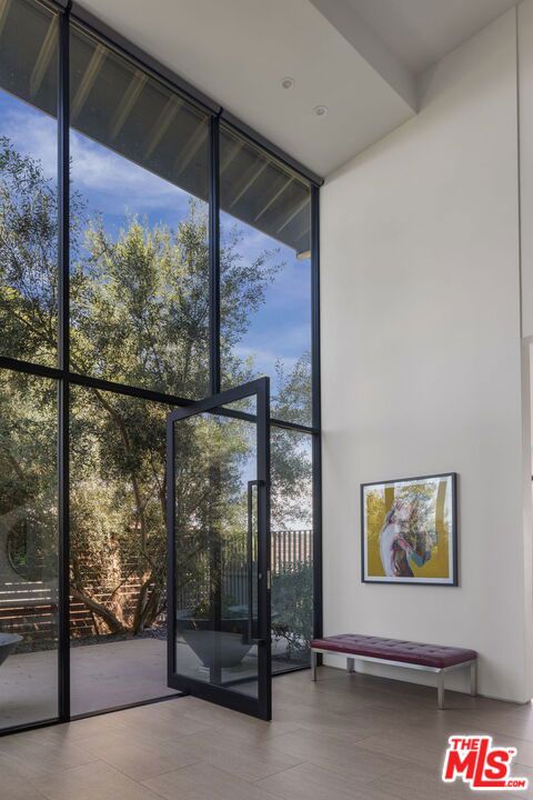 3337 Beverly Ranch Road Property Photo 4