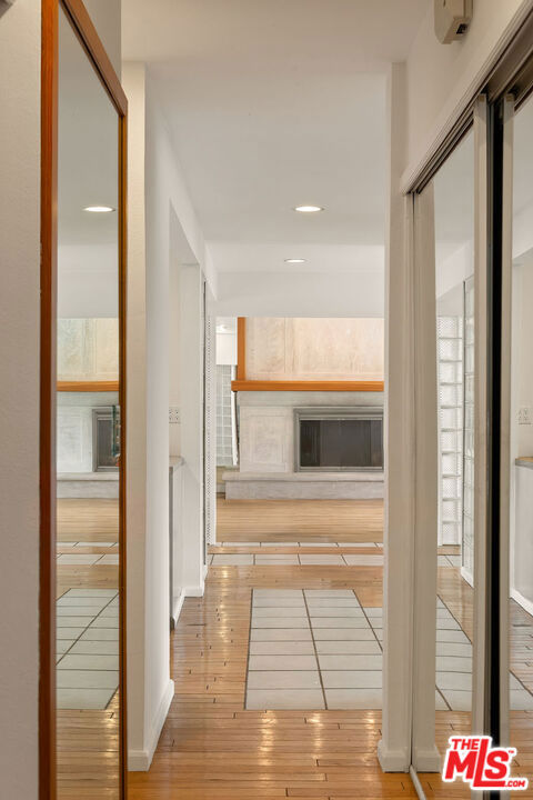 4115 Knobhill Drive Property Photo 10