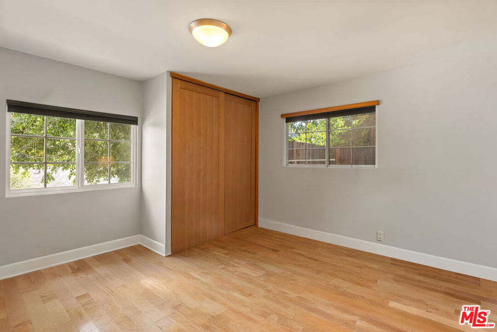 4115 Knobhill Drive Property Photo 13