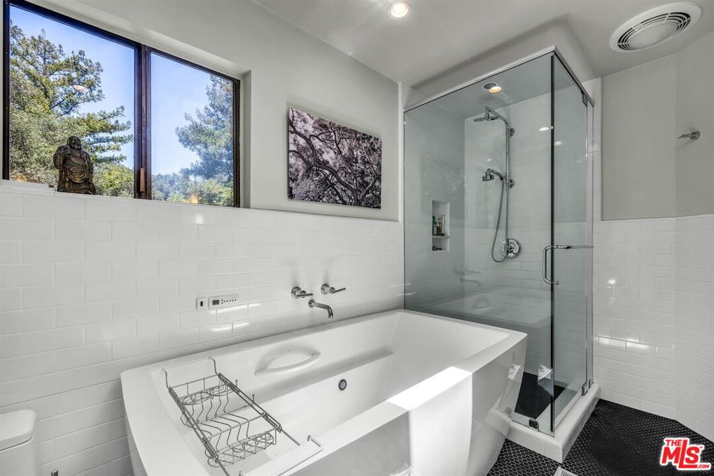 805 Malibu Meadows Drive Property Photo 38