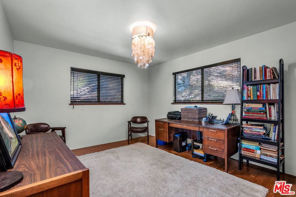 805 Malibu Meadows Drive Property Photo 39