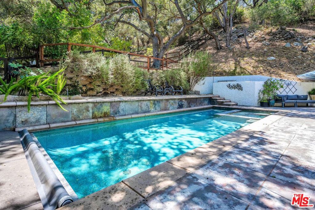 805 Malibu Meadows Drive Property Photo 49