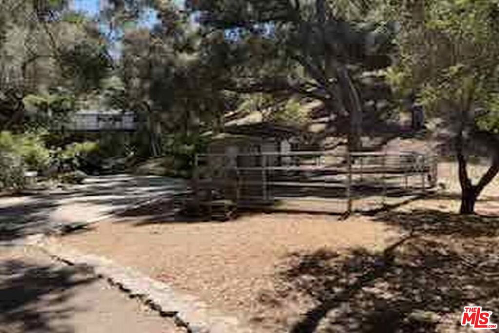805 Malibu Meadows Drive Property Photo 56