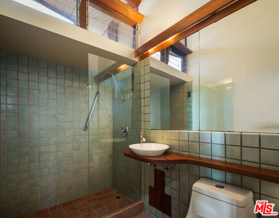 12421 Deerbrook Lane Property Photo 13