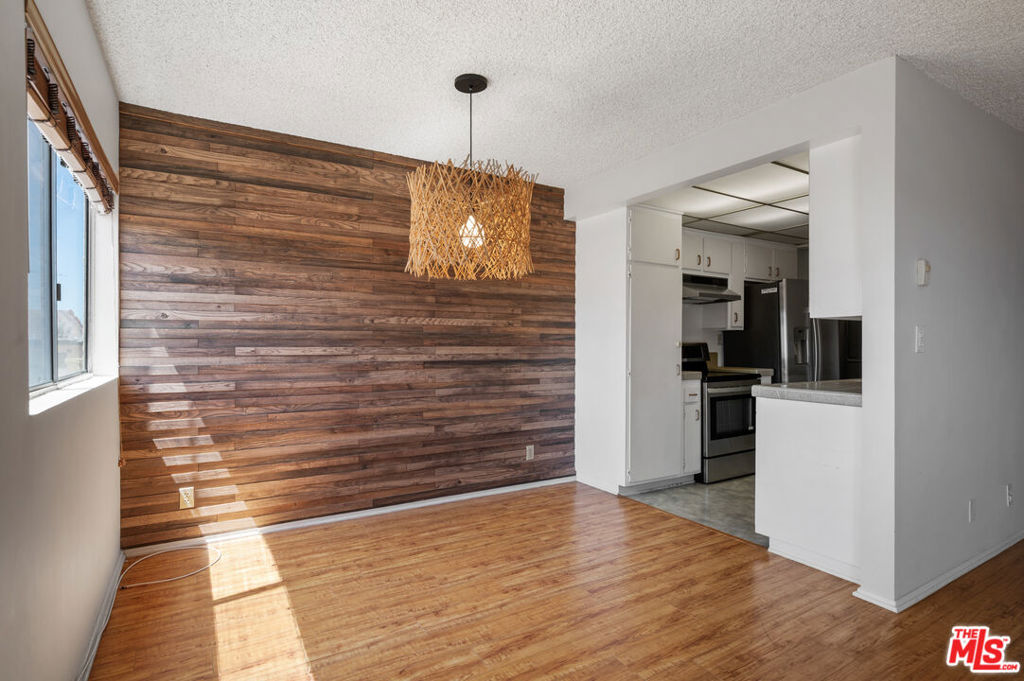 5950 Buckingham 610 Property Photo 15