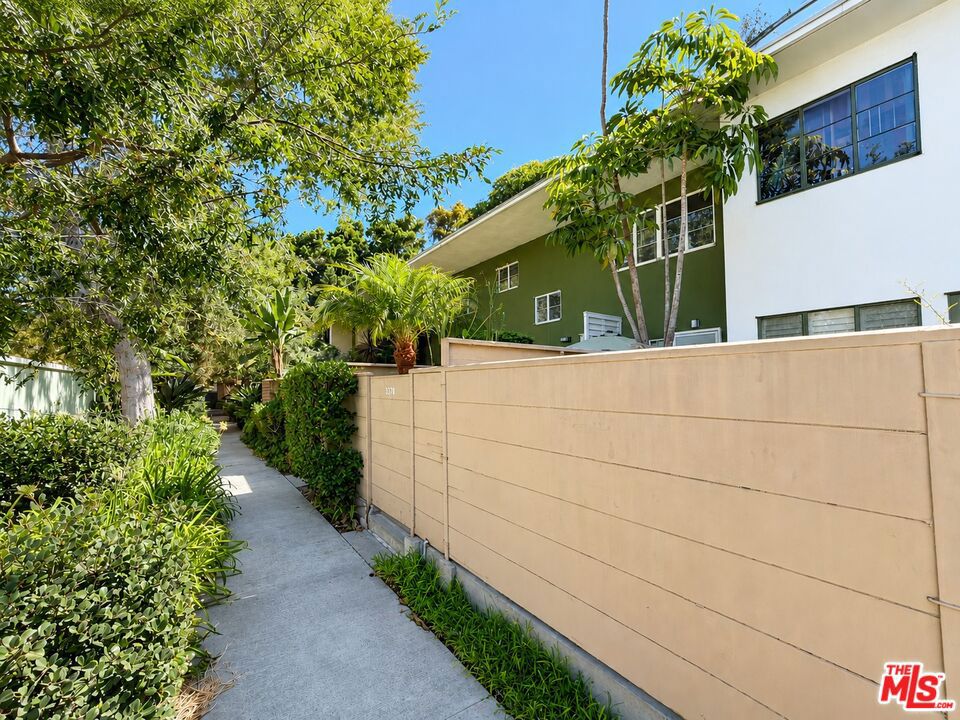 5370 1/2 Village Property Photo 1
