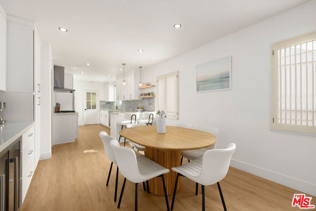 9719 Kirkside Road Property Photo 2