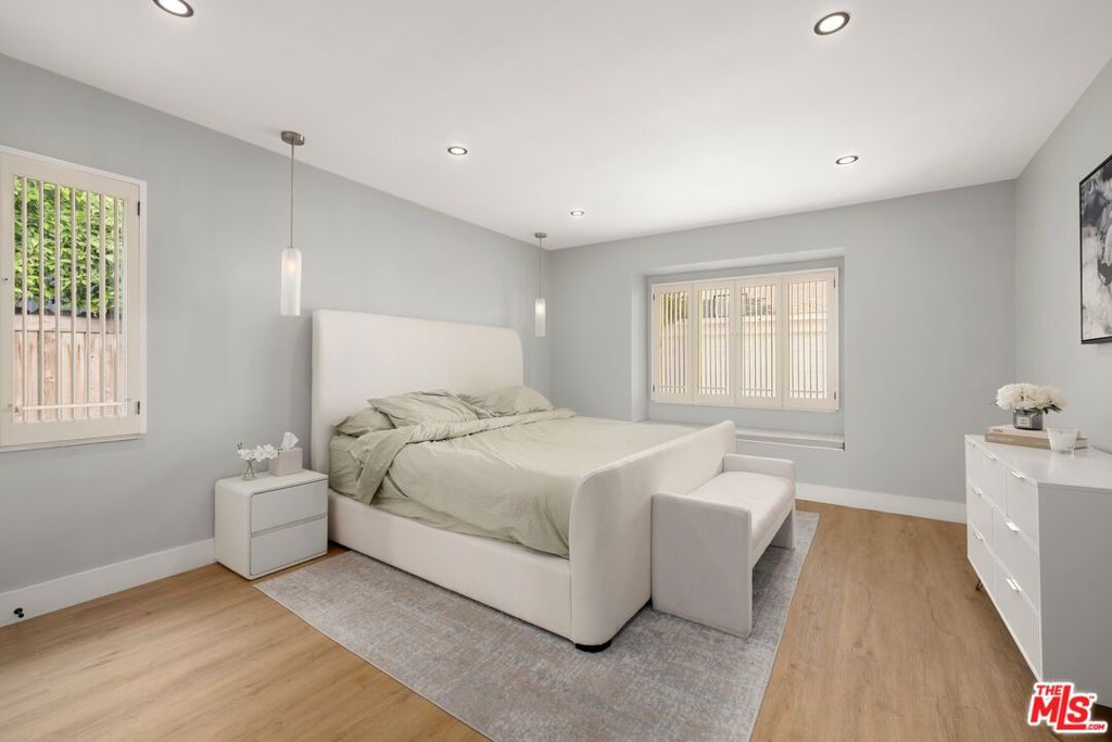9719 Kirkside Road Property Photo 10