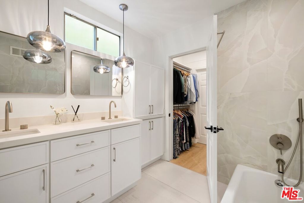 9719 Kirkside Road Property Photo 14