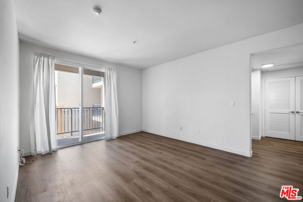 360 W Avenue 26 314 Property Photo 6