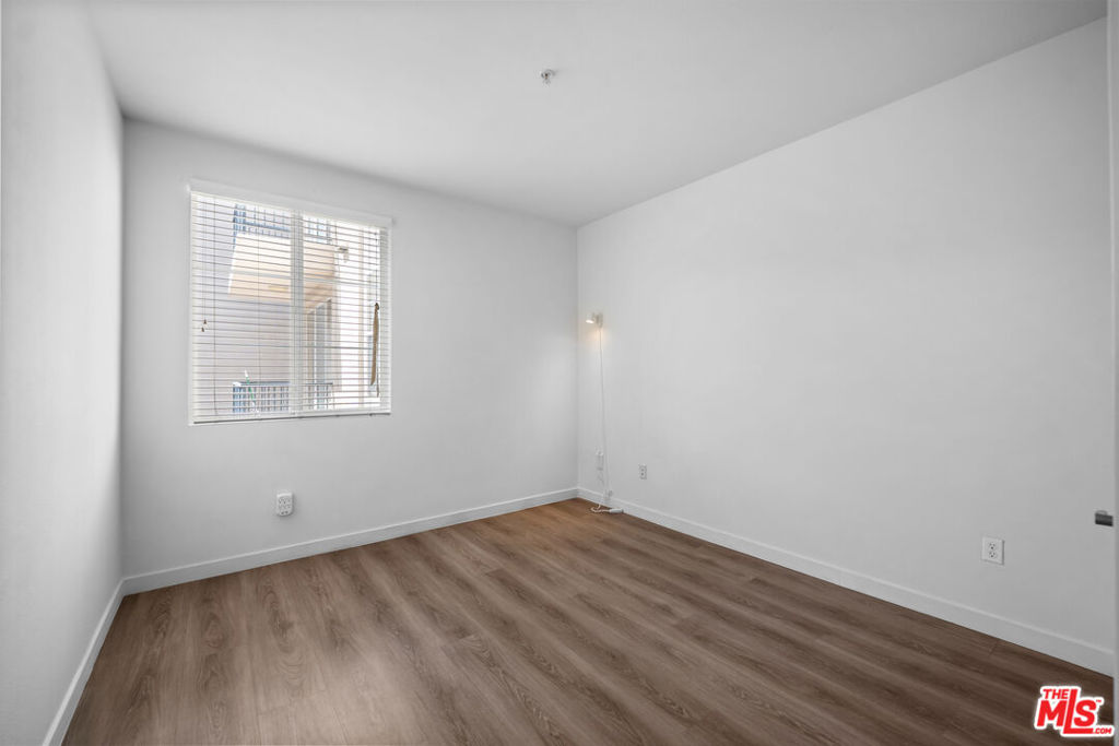 360 W Avenue 26 314 Property Photo 12