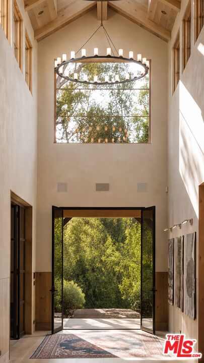 5350 Round Meadow Road Property Photo 13