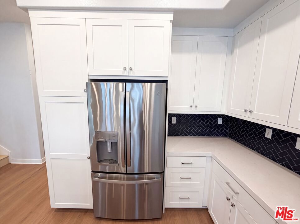 1718 Hollyleaf Terrace Property Photo 10