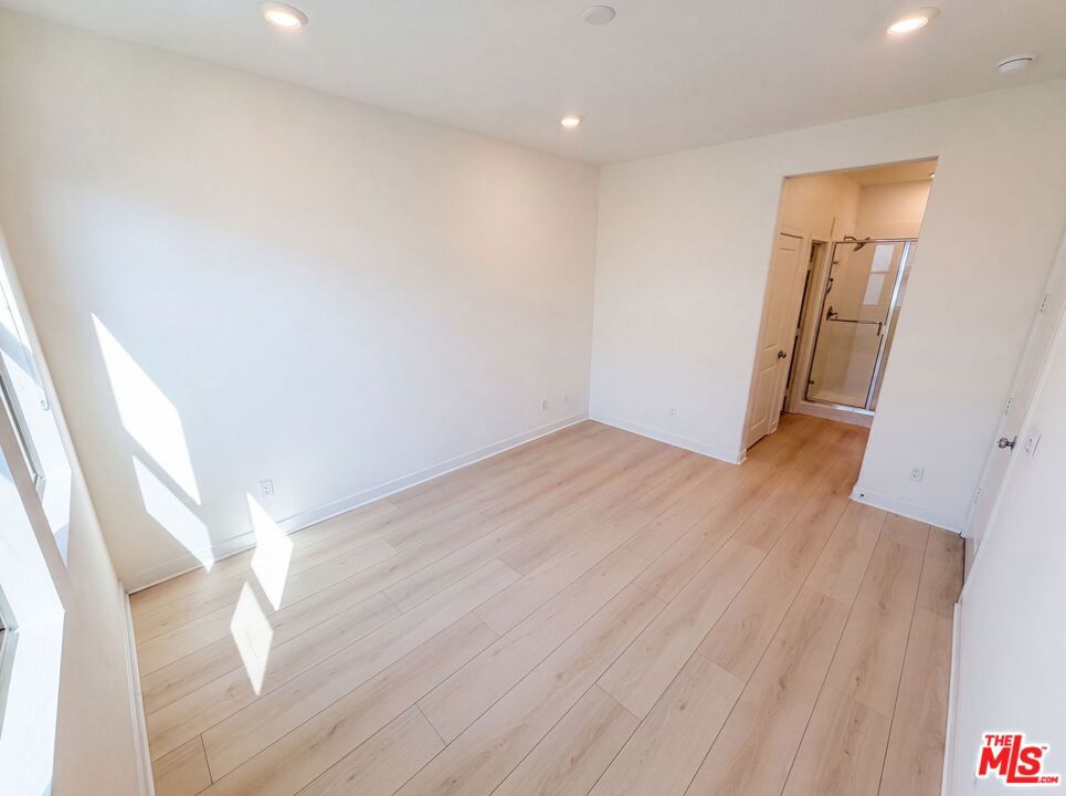 1718 Hollyleaf Terrace Property Photo 18