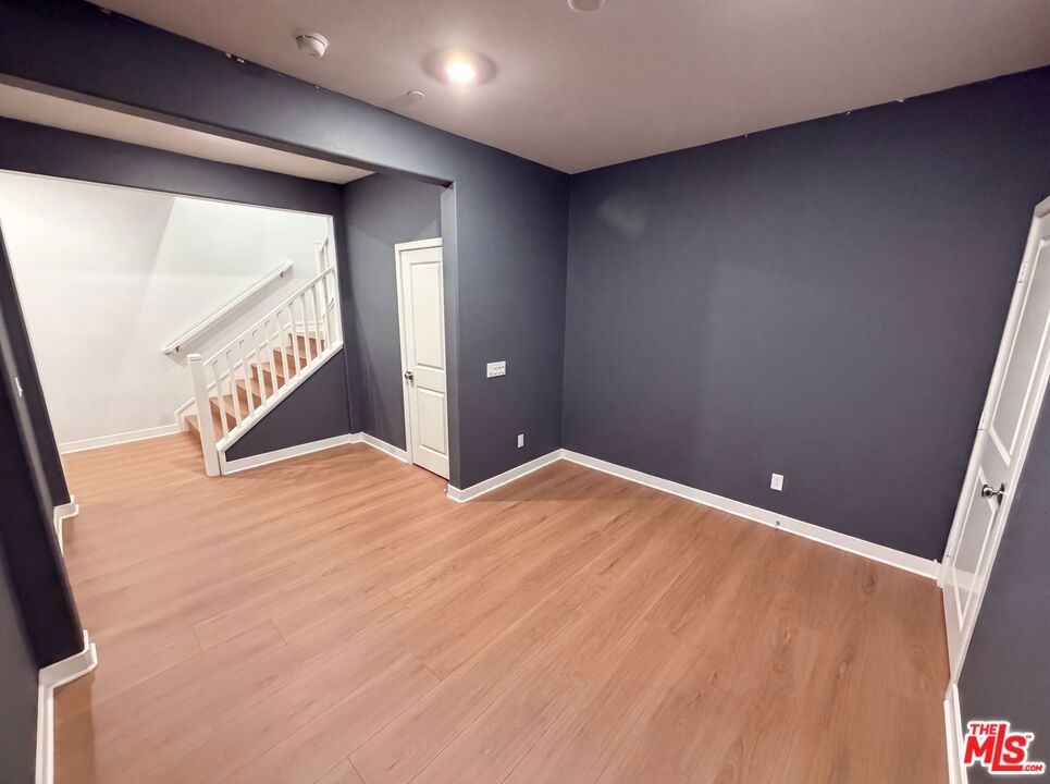 1718 Hollyleaf Terrace Property Photo 23