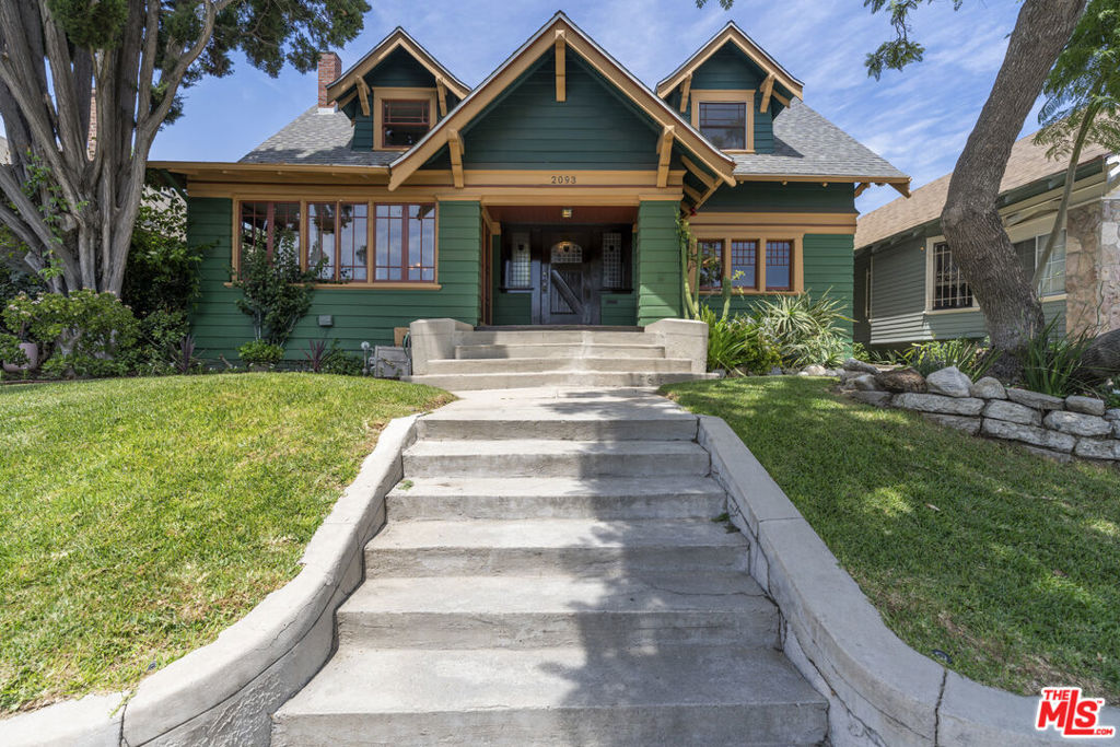 2093 W 28th Street Property Photo 1