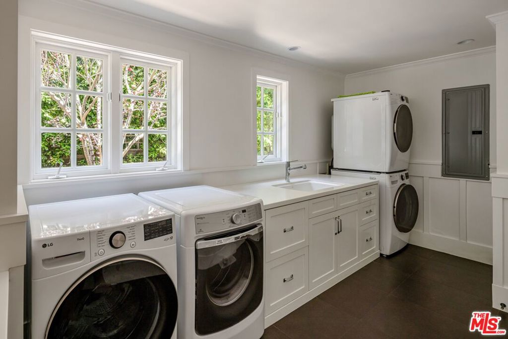 12824 Evanston Street Property Photo 36