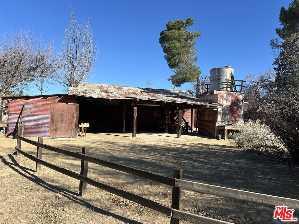 28511 Maricopa Highway Property Photo 37