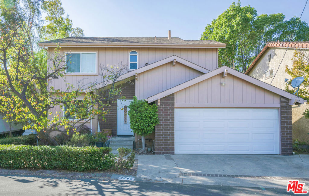 4245 Alhama Drive Property Photo 1