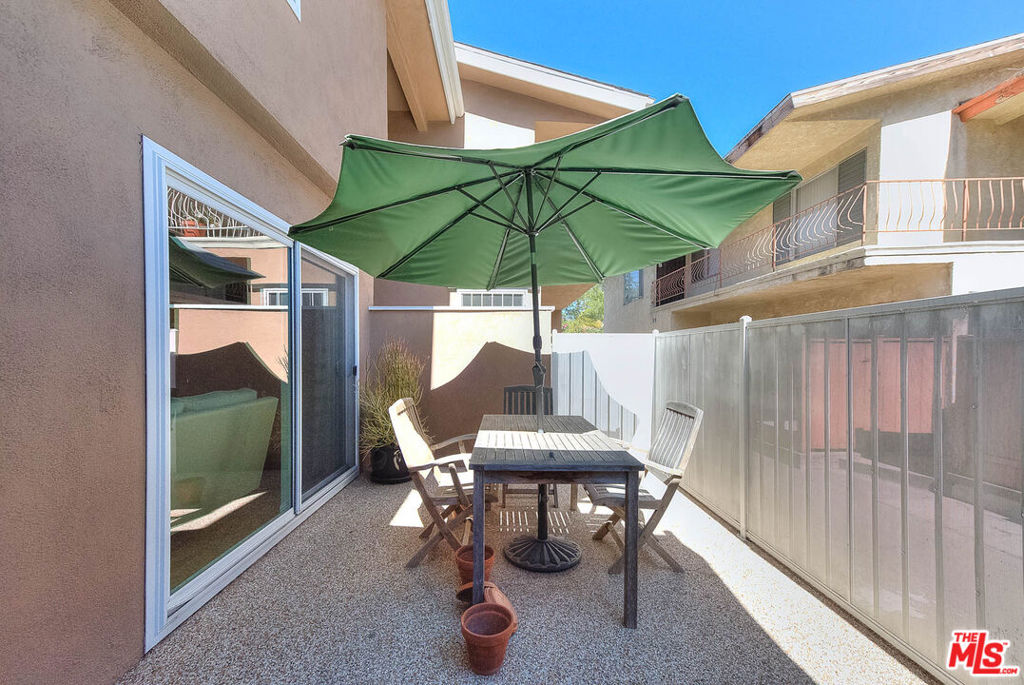 11118 Crenshaw Boulevard 1 Property Photo 7
