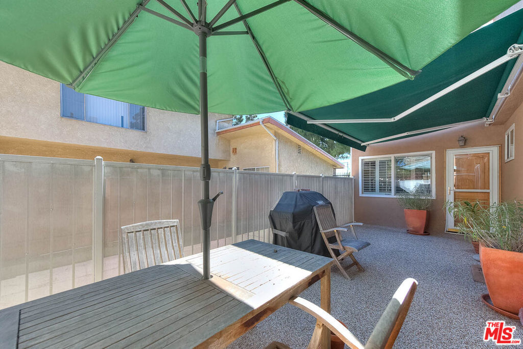 11118 Crenshaw Boulevard 1 Property Photo 8