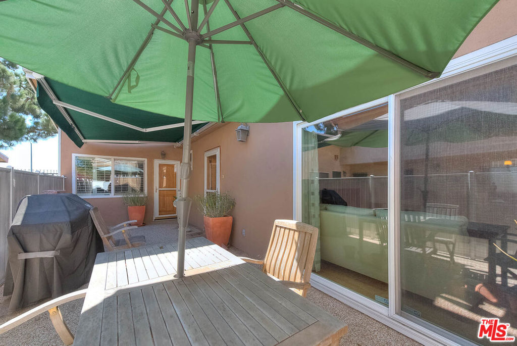 11118 Crenshaw Boulevard 1 Property Photo 9