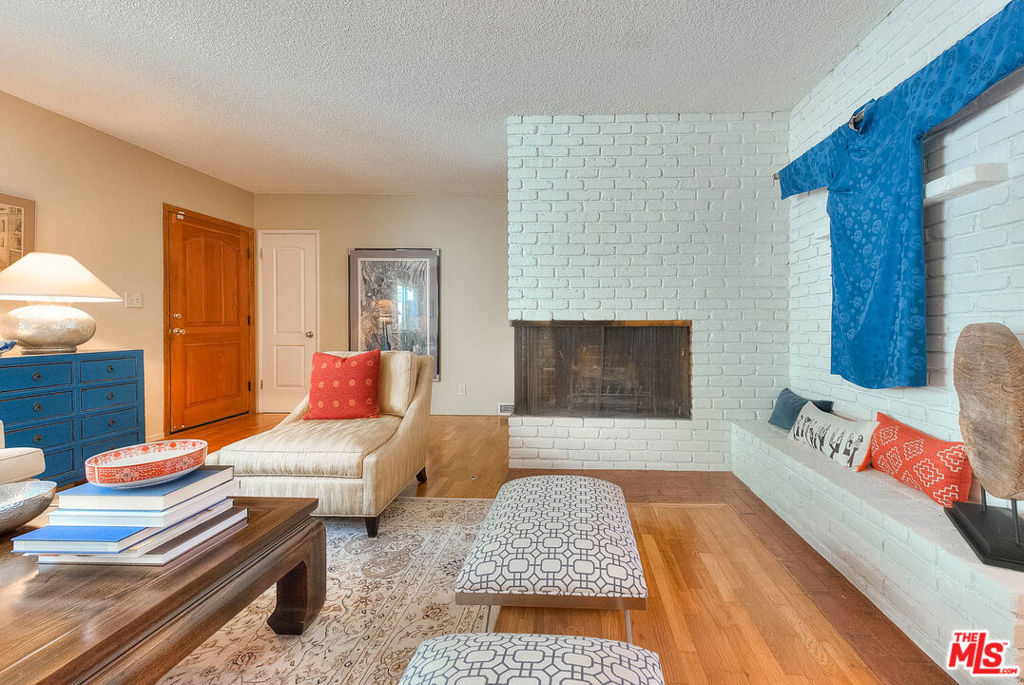 11118 Crenshaw Boulevard 1 Property Photo 17