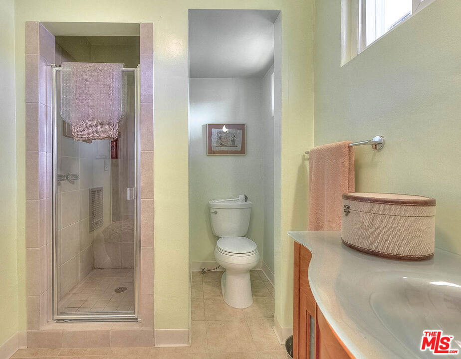 11118 Crenshaw Boulevard 1 Property Photo 41