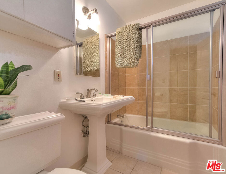 11118 Crenshaw Boulevard 1 Property Photo 46